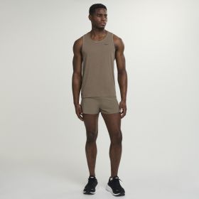 OUTPACE 2.5" SPLIT SHORT